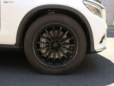 Used 2019 Mercedes-Benz GLC 43 AMG 4MATIC image 4