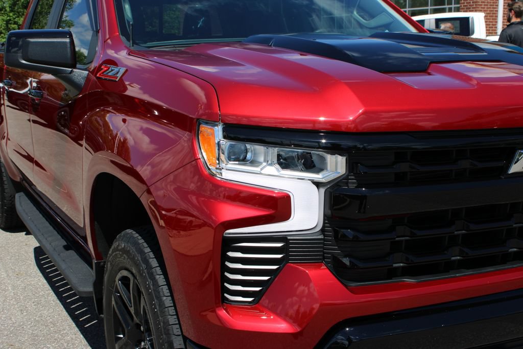 Certified 2025 Chevrolet Silverado 1500 LT Trail Boss w/ Convenience Package II AWD/4WD image 2
