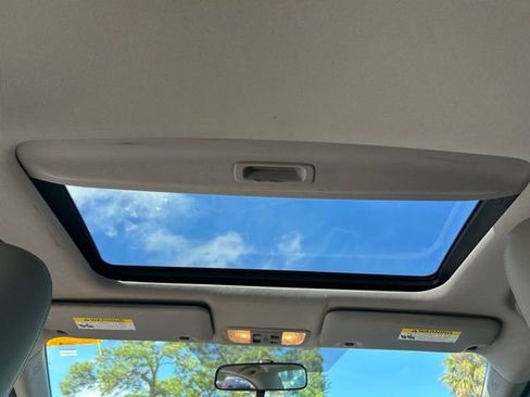 Used 2015 Honda Civic EX-L image 17