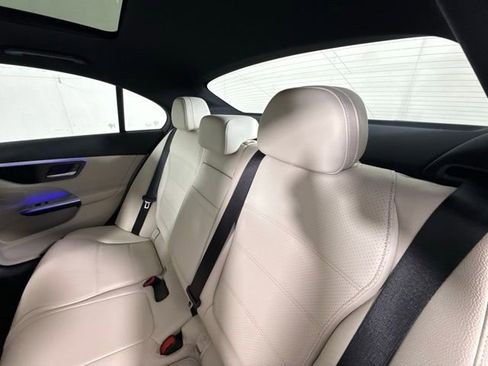 Used 2023 Mercedes-Benz C 300 Sedan image 32