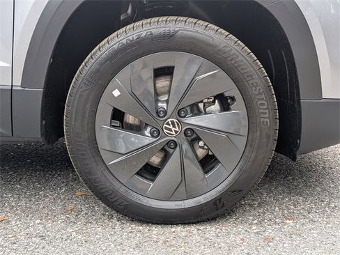 New 2026 Volkswagen Taos S image 11