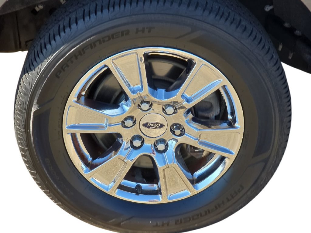 Used 2015 Ford F150 XLT w/ Equipment Group 302A Luxury RWD image 29
