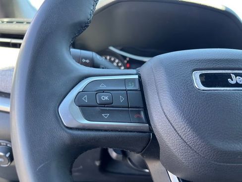Used 2024 Jeep Compass Latitude AWD/4WD image 26