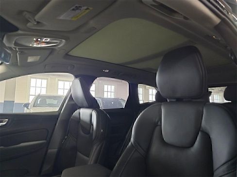 New 2026 Volvo XC60 B5 Ultra w/ Climate Package image 11
