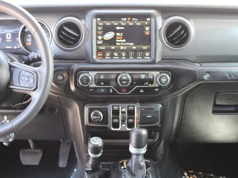 Used 2023 Jeep Wrangler Unlimited w/ 8.4" Radio Group AWD/4WD image 17