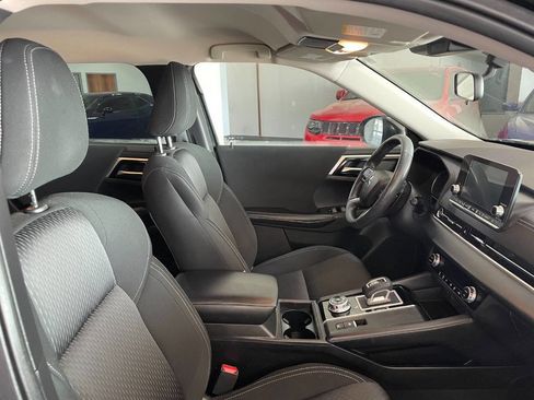 Used 2022 Mitsubishi Outlander ES image 22