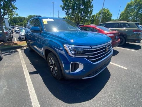 Used 2026 Volkswagen Atlas SE FWD image 8