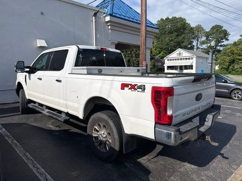 Used 2019 Ford F250 XLT w/ XLT Premium Package AWD/4WD image 4