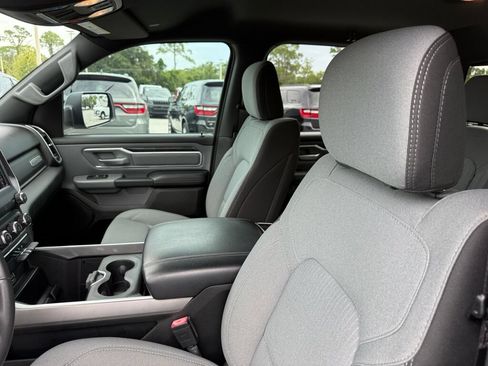Used 2022 RAM 1500 Big Horn AWD/4WD image 20