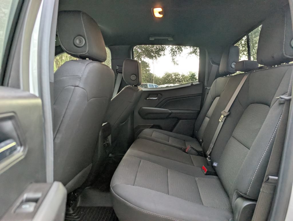 Used 2025 Chevrolet Colorado LT w/ Advanced Trailering Package RWD image 17