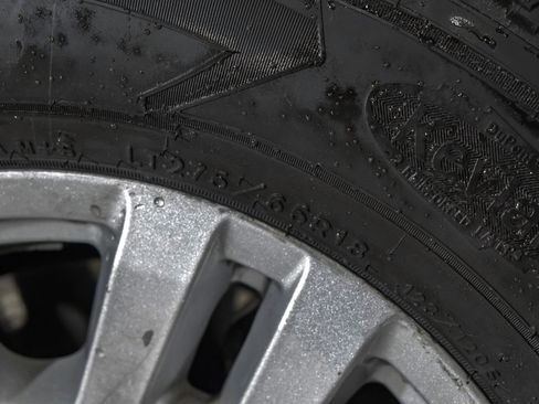 Used 2017 Ford F250 Lariat w/ Chrome Package image 64