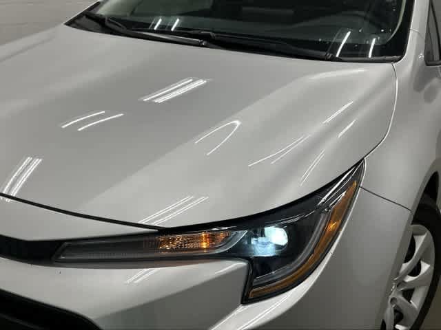 Used 2025 Toyota Corolla LE FWD image 31