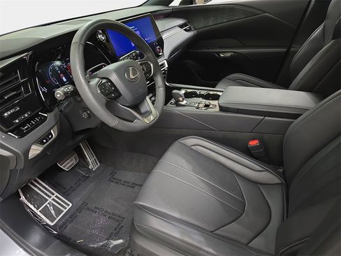 Certified 2023 Lexus RX 350 F Sport w/ Tow Prep Package image 16