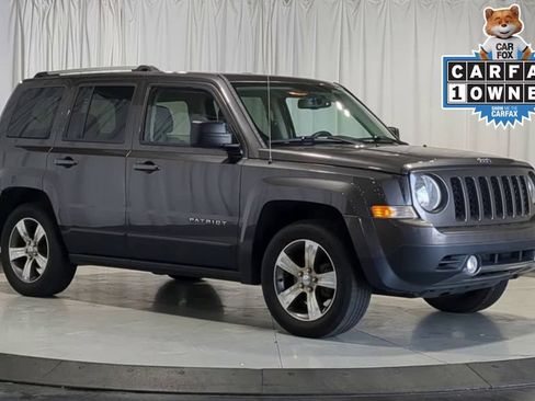 Used 2017 Jeep Patriot High Altitude FWD image 2