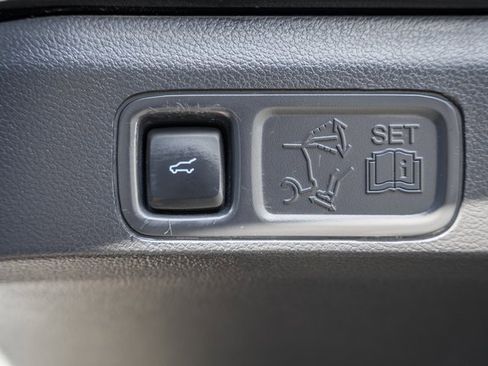 Used 2023 Ford Expedition Max Limited image 13