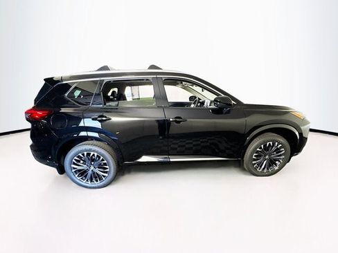 New 2026 Nissan Rogue Platinum w/ Platinum Premium Package image 4