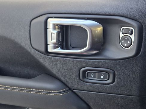 New 2025 Jeep Wrangler Sahara image 21