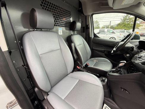 Used 2018 Ford Transit Connect XL image 7