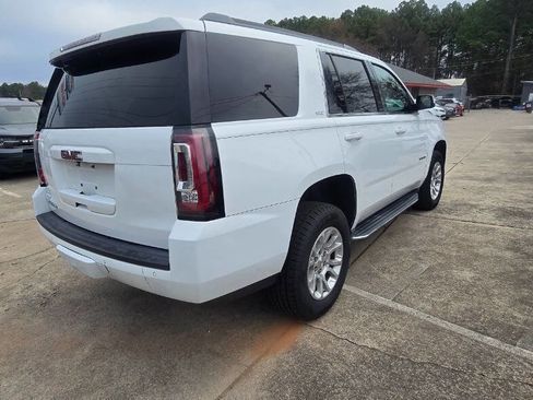 Used 2017 GMC Yukon SLT image 5