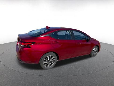 Used 2025 Nissan Versa SV image 14