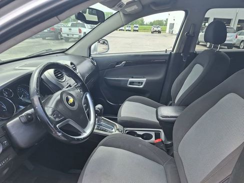 Used 2013 Chevrolet Captiva Sport LT FWD image 11