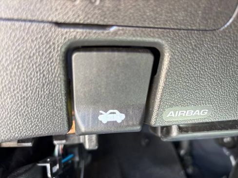 Used 2024 Buick Encore GX Preferred w/ Comfort Package AWD/4WD image 45