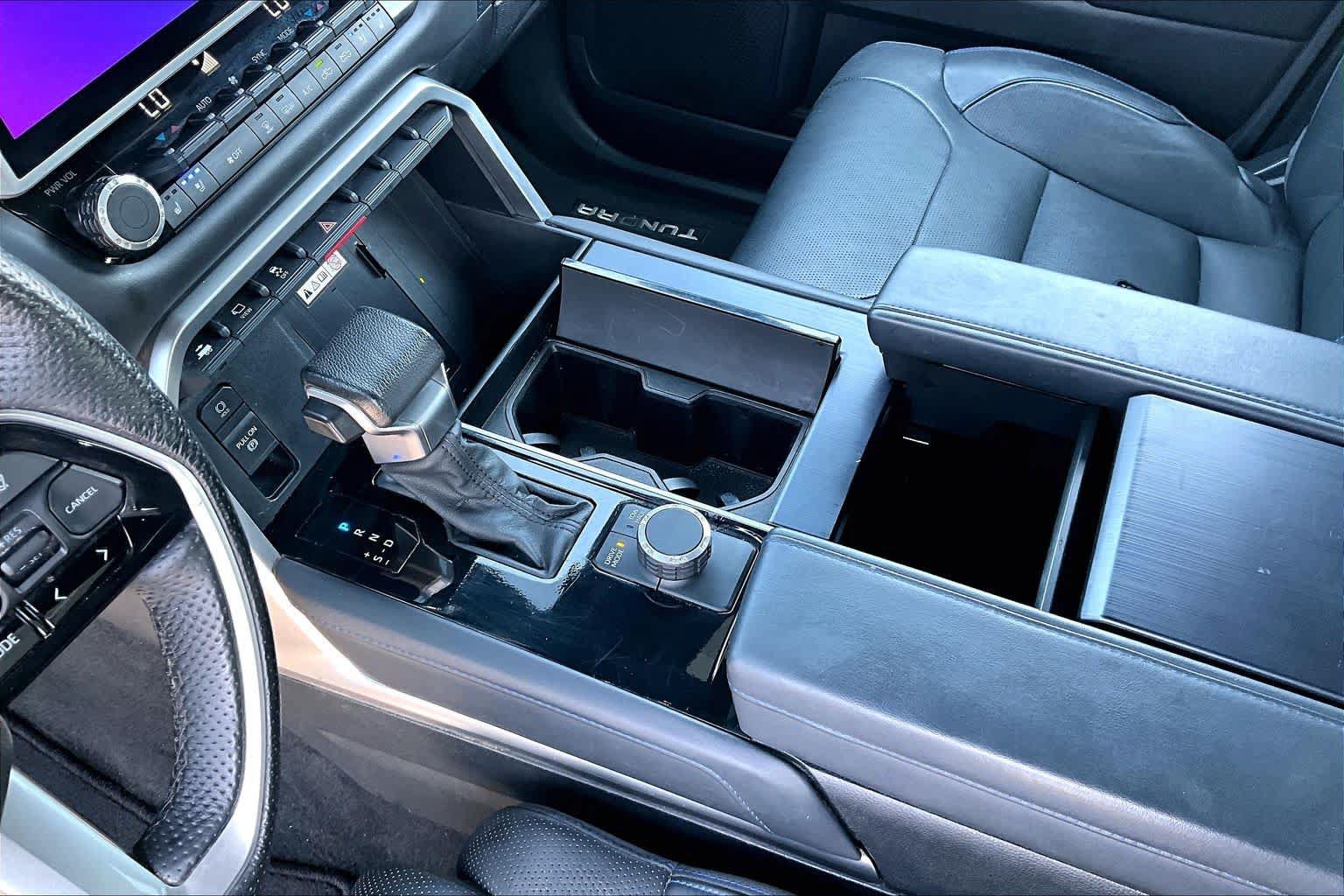 Used 2022 Toyota Tundra Platinum RWD image 32
