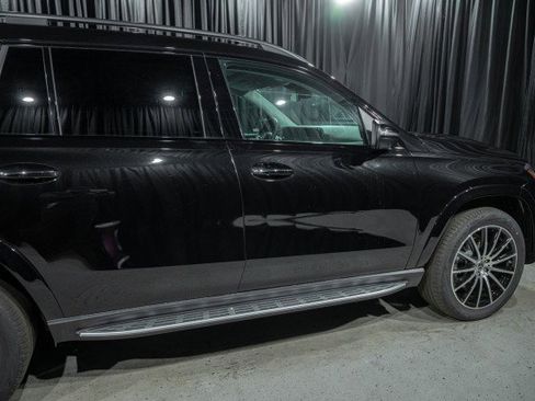 New 2026 Mercedes-Benz GLS 450 4MATIC image 4