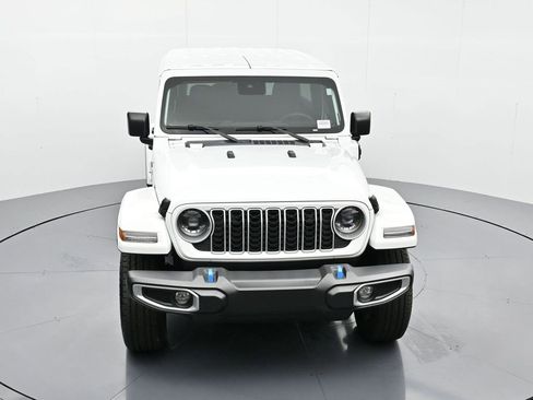 Used 2024 Jeep Wrangler Unlimited Sahara w/ Safety Group image 32