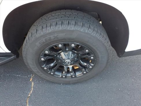 Used 2022 Chevrolet Tahoe LT image 6