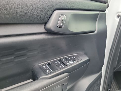 Certified 2025 Ford Ranger XL RWD image 18