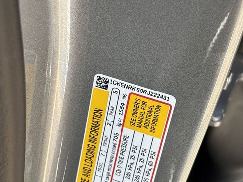 Used 2024 GMC Acadia Denali w/ Super Cruise Package image 34