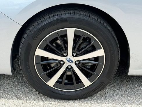 Used 2019 Subaru Impreza 2.0i Premium AWD/4WD image 11