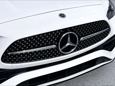 Used 2025 Mercedes-Benz C 300 Sedan image 27