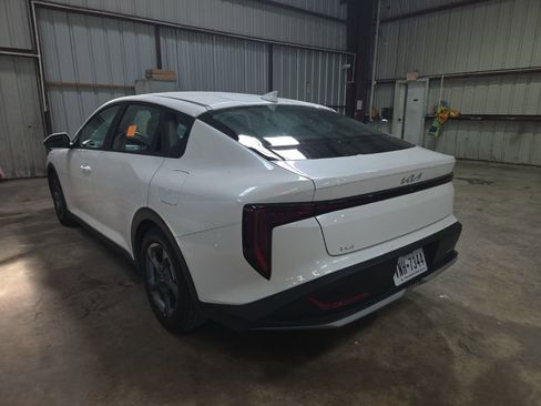 Used 2025 Kia K4 LXS image 9