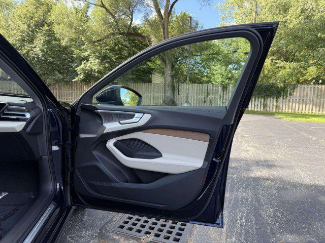 Certified 2025 Audi A5 2.0T Premium Plus w/ Premium Plus AWD/4WD image 27