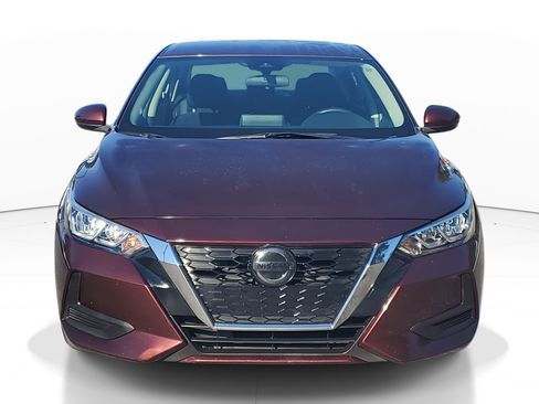 Used 2021 Nissan Sentra SV image 2