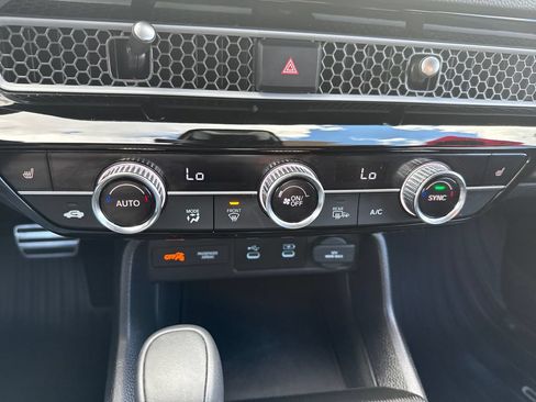 Certified 2025 Honda Civic Sport image 31