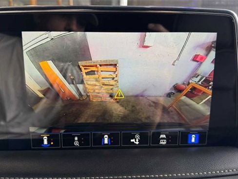 Used 2024 Chevrolet Suburban Premier w/ Premium Package 2 image 35