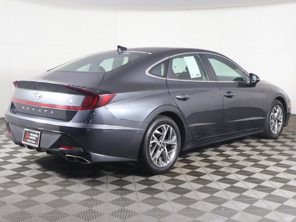 Used 2023 Hyundai Sonata SEL w/ Convenience Package FWD image 12
