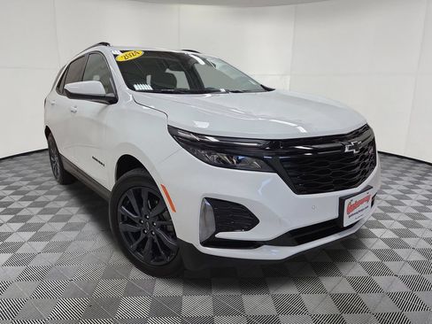 Used 2024 Chevrolet Equinox RS AWD/4WD image 3