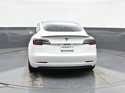 Used 2023 Tesla Model 3 Performance image 8