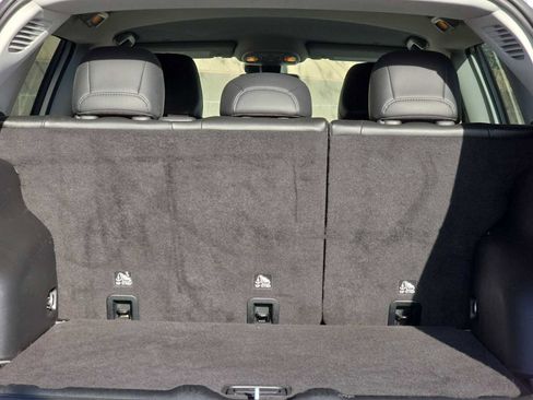 Used 2022 Jeep Compass Latitude image 23