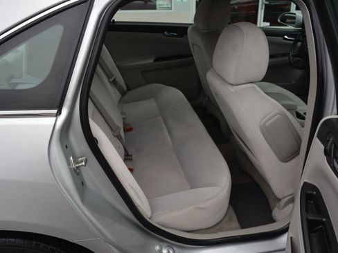 Used 2014 Chevrolet Impala Limited LS image 12