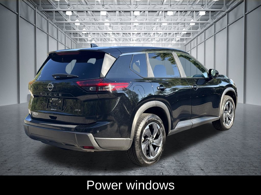 Used 2025 Nissan Rogue SV AWD/4WD image 7
