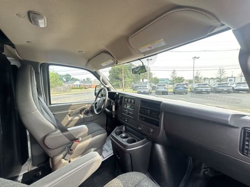 Used 2023 Chevrolet Express 2500 w/ Driver Convenience Package image 26
