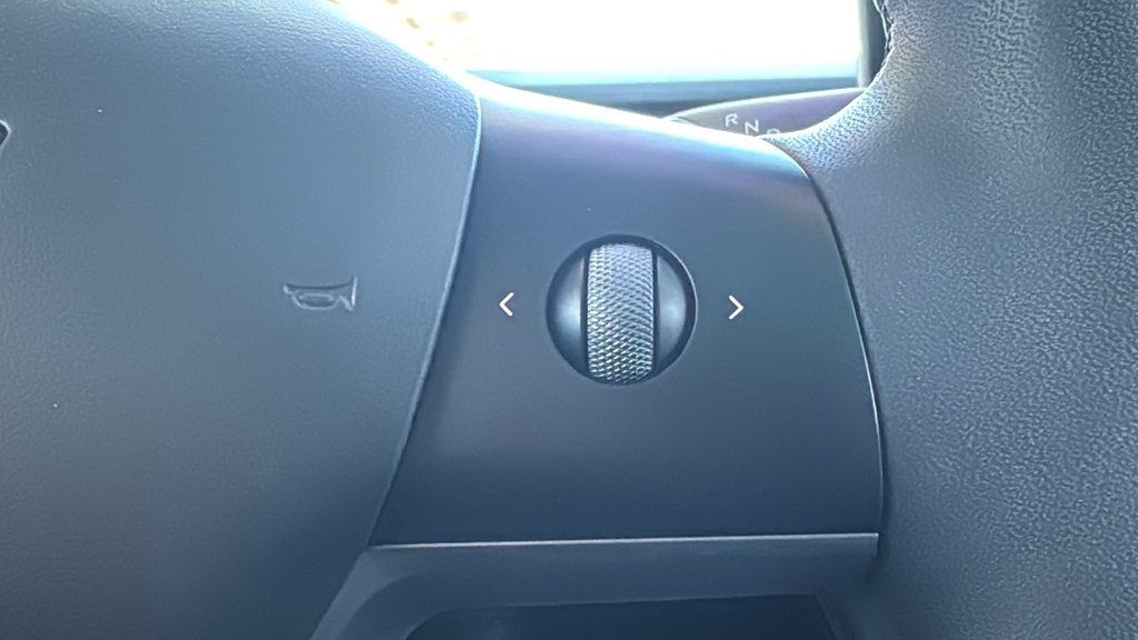 Used 2023 Tesla Model 3 Standard Range RWD image 13