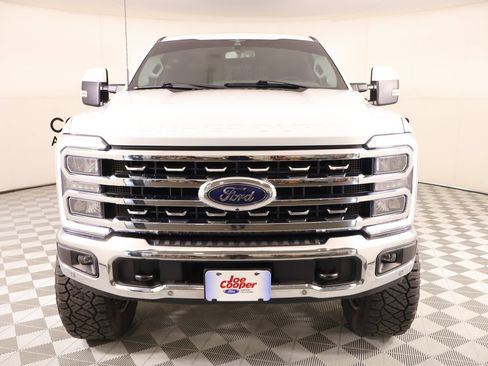 Used 2023 Ford F250 Lariat w/ Lariat Ultimate Package AWD/4WD image 10