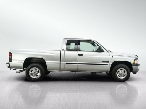 Used 2002 Dodge Ram 2500 Truck 2WD Quad Cab image 6