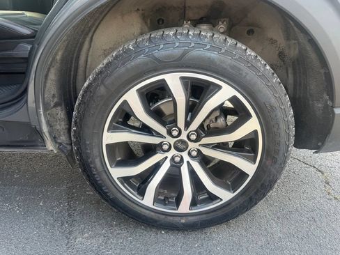 Used 2023 Ford Explorer ST-Line AWD/4WD image 37